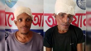 জামায়াত প্রার্থীর মাইক ছিনিয়ে নিলো নিজ দলীয় নেতাকর্মীরা